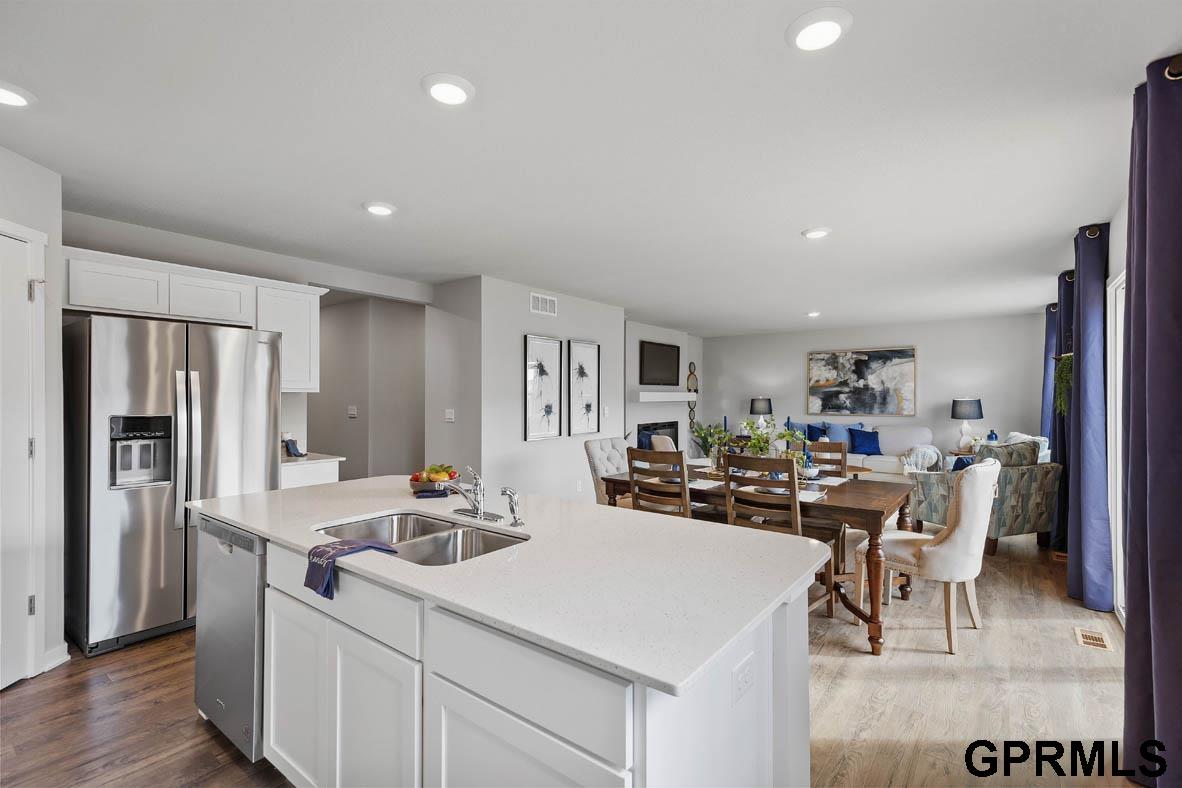 8315 S 175th Street