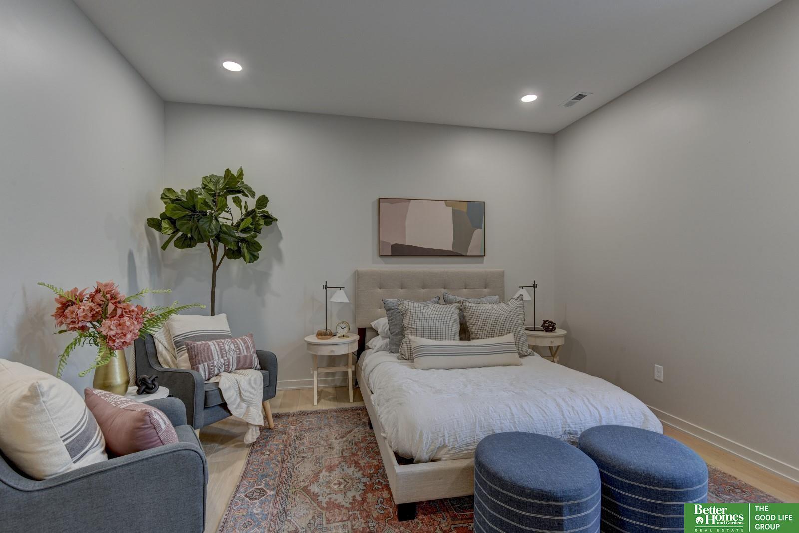 1217 Pacific Street # 401