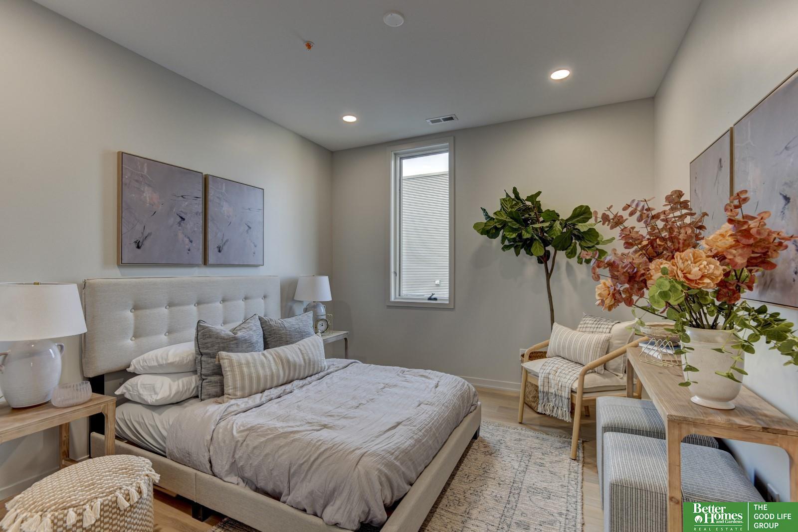 1217 Pacific Street # 401