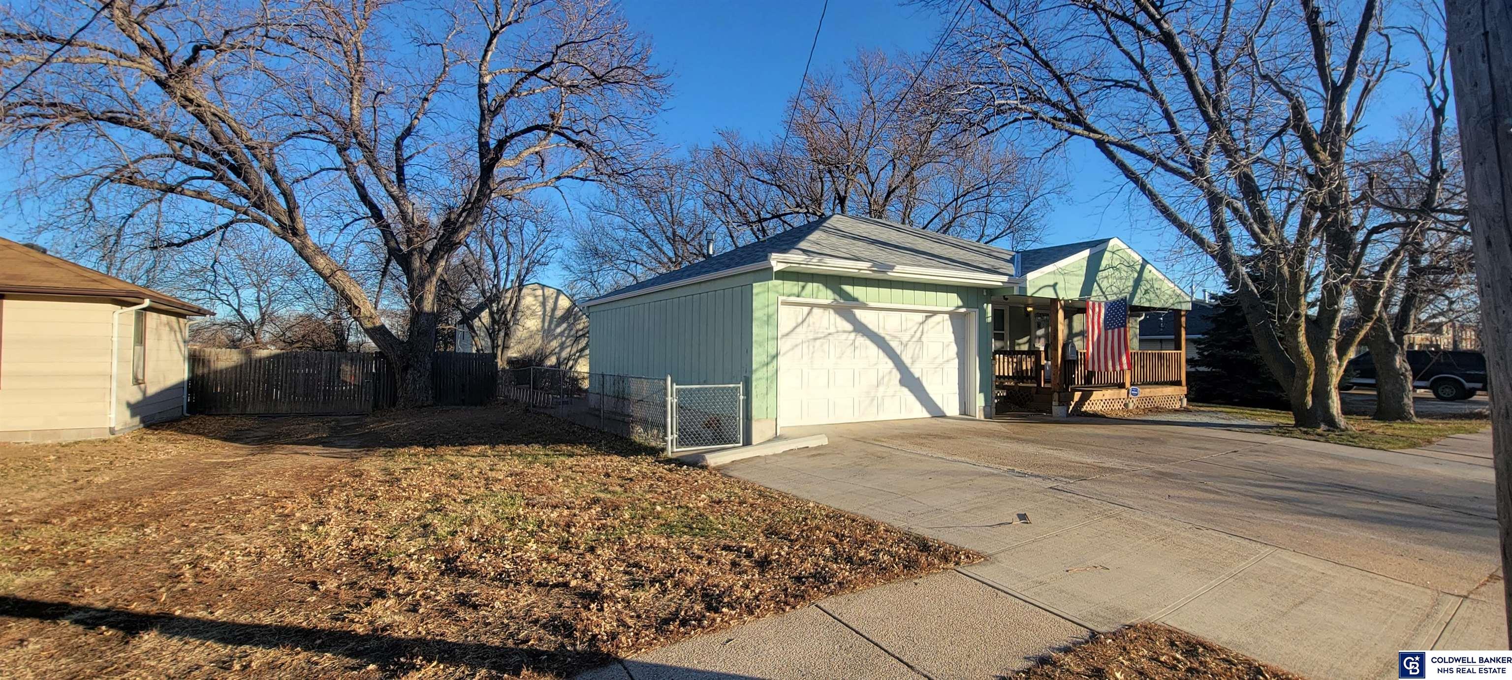 1616 N East Avenue