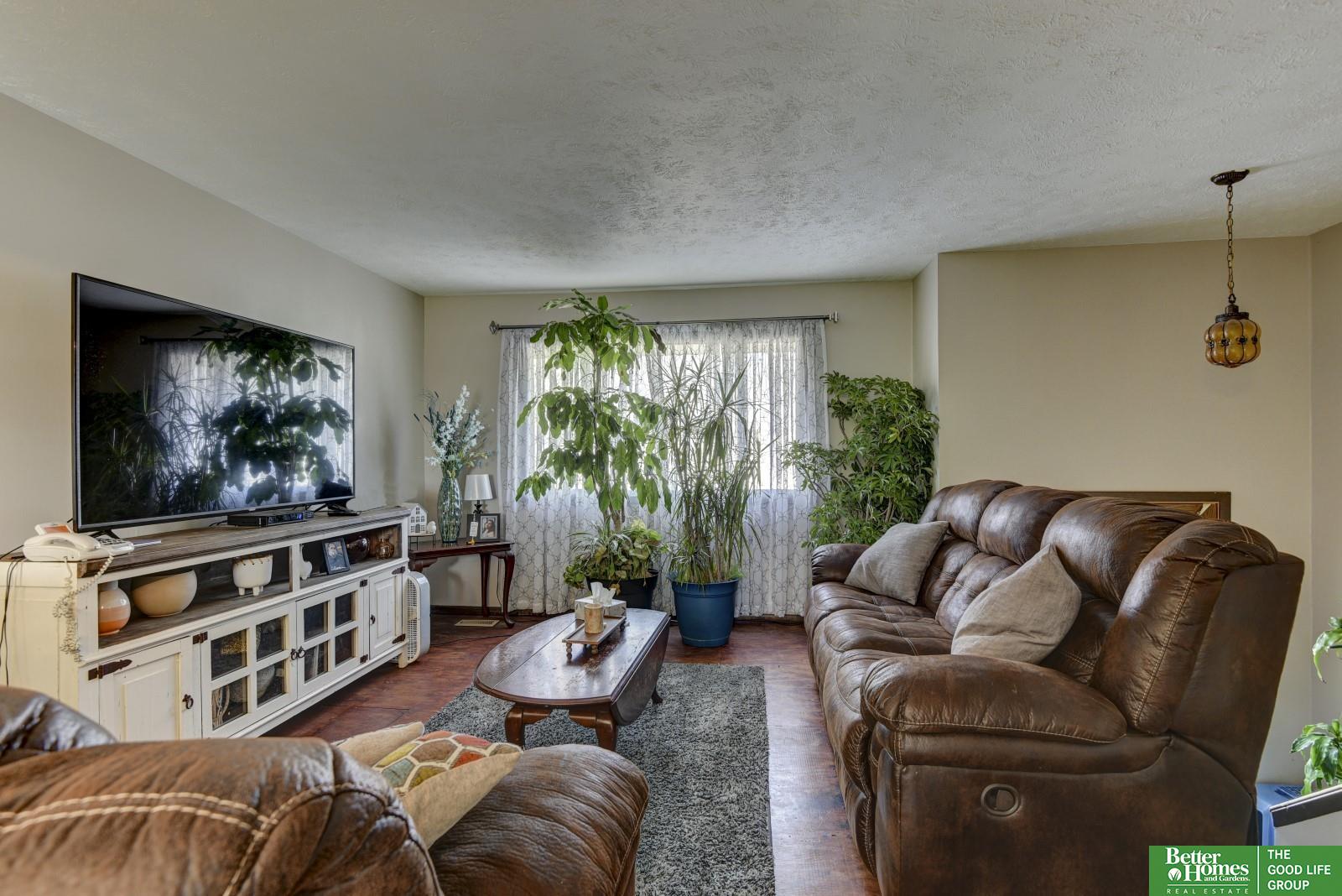 4611 Schroeder Drive