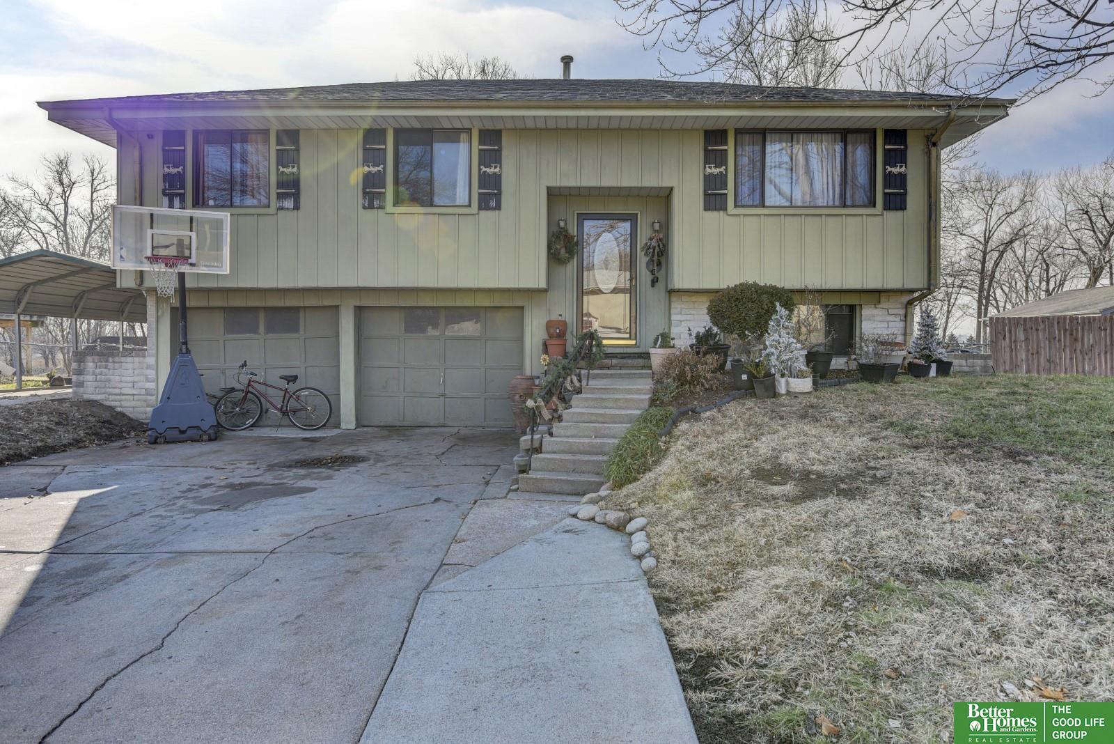 4611 Schroeder Drive