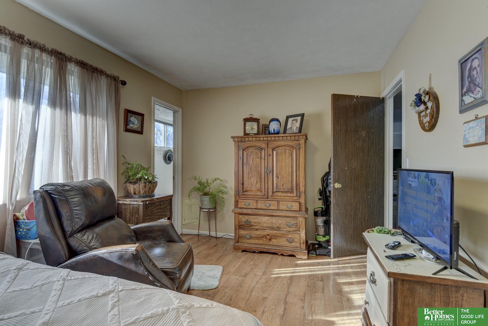 4611 Schroeder Drive