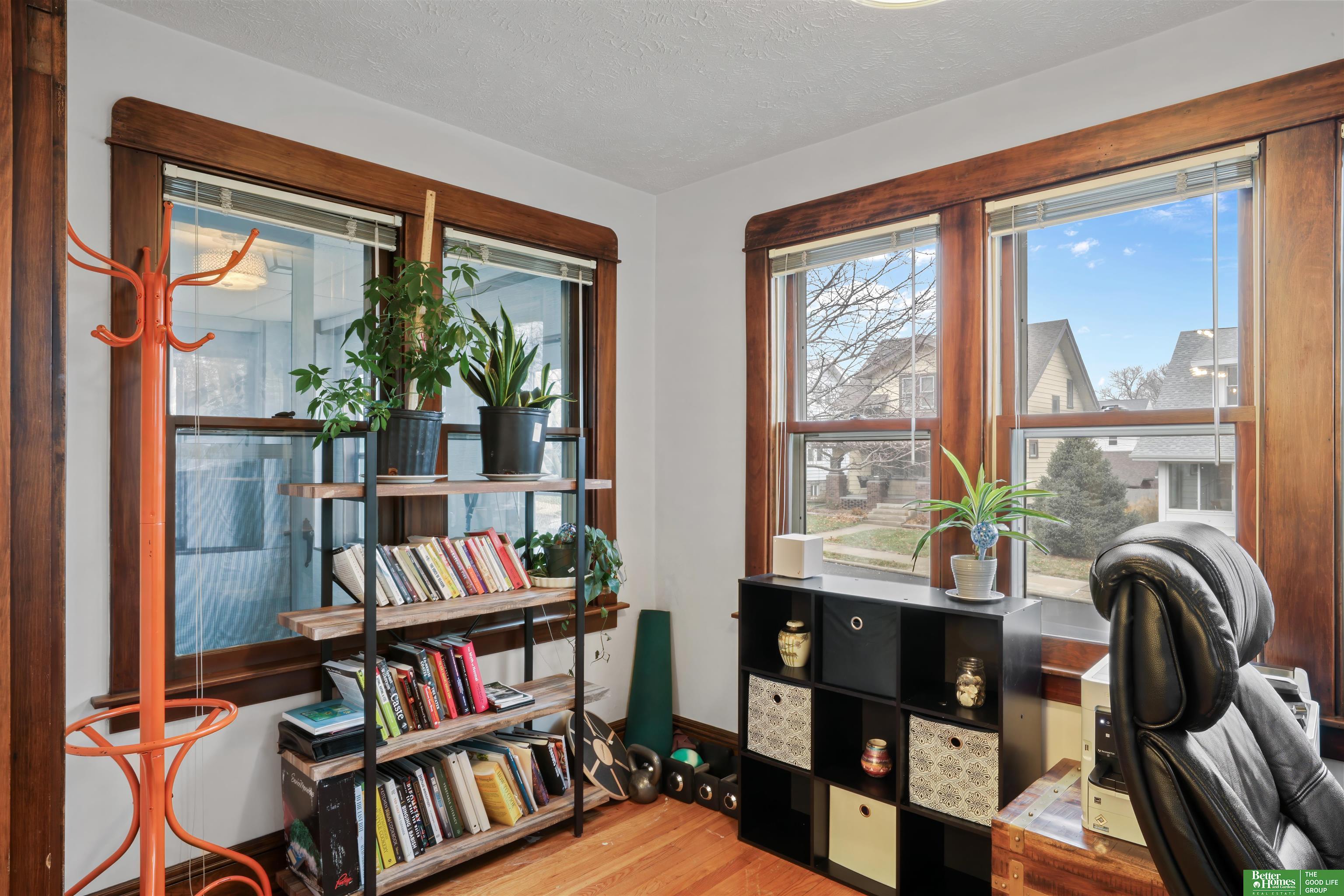 3071 S 32nd Street