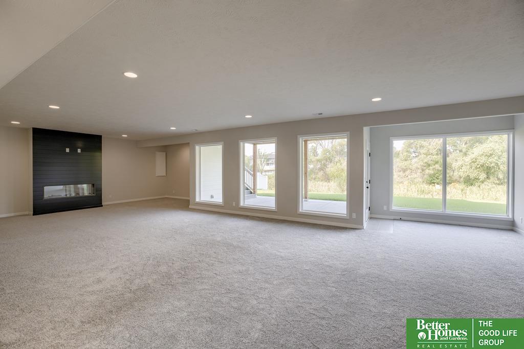 8012 N 166th Street