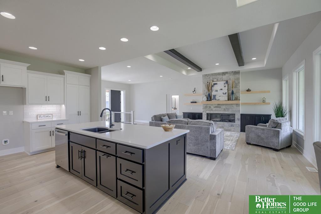 8012 N 166th Street