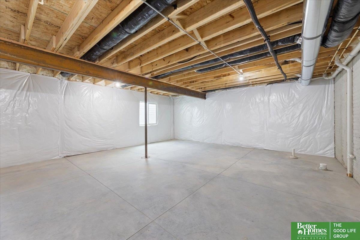 21621 Grover Street