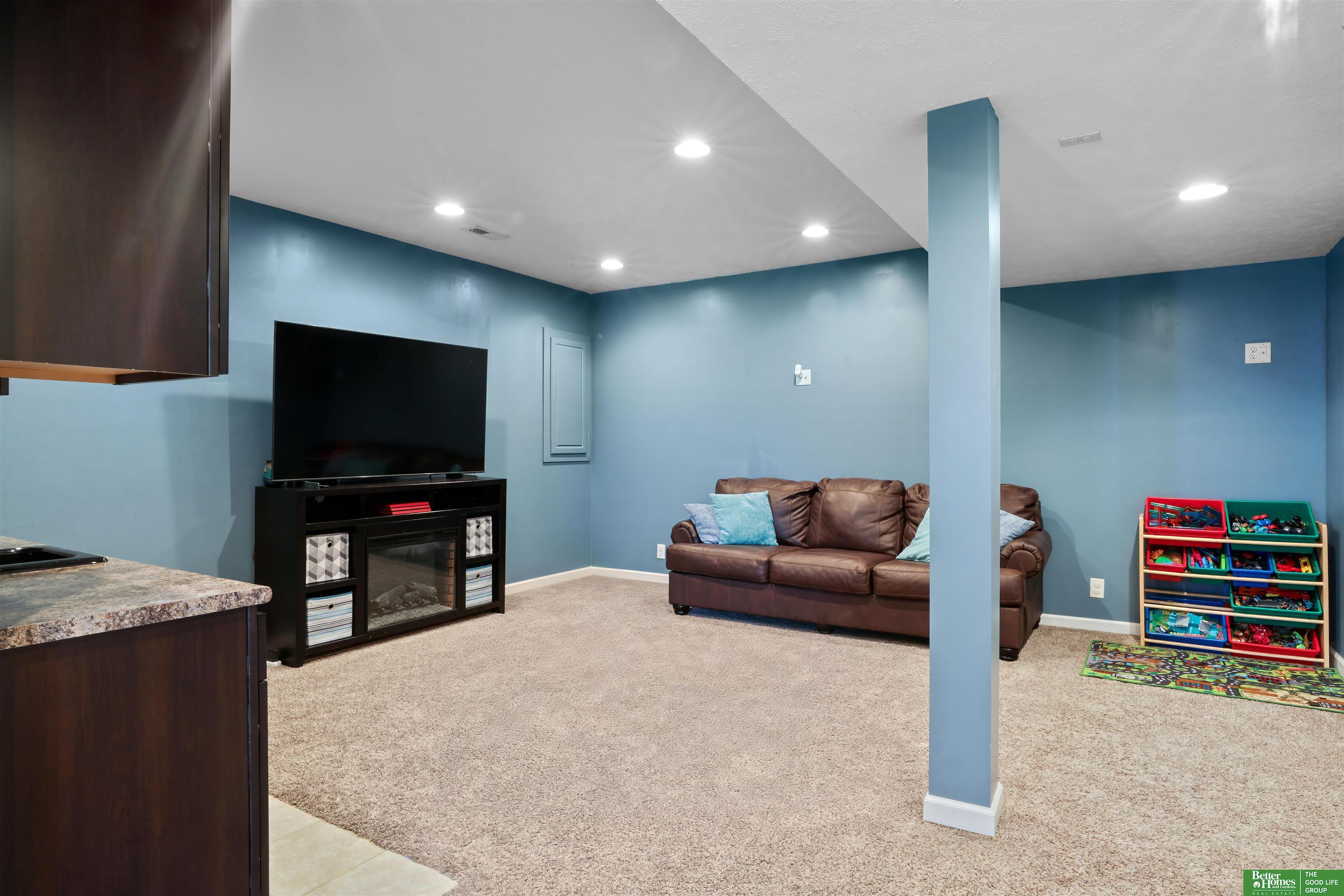 13535 Miami Street