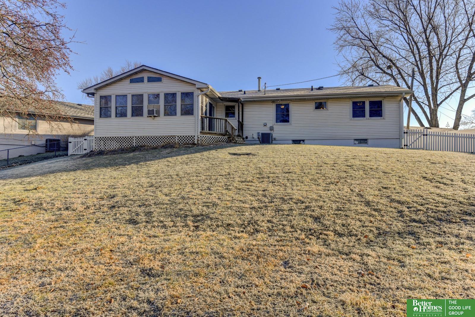 3814 N 88 Circle