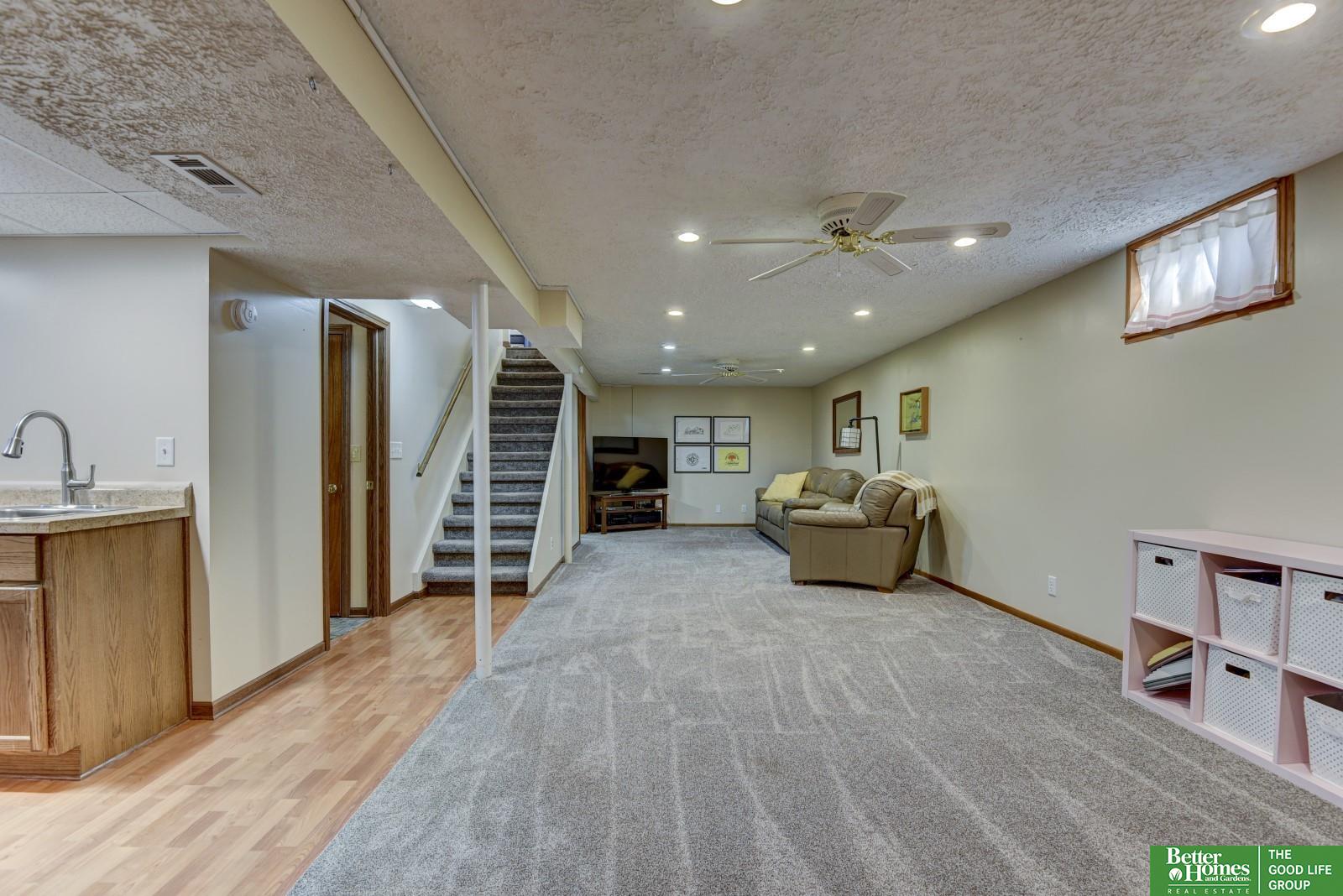 3814 N 88 Circle