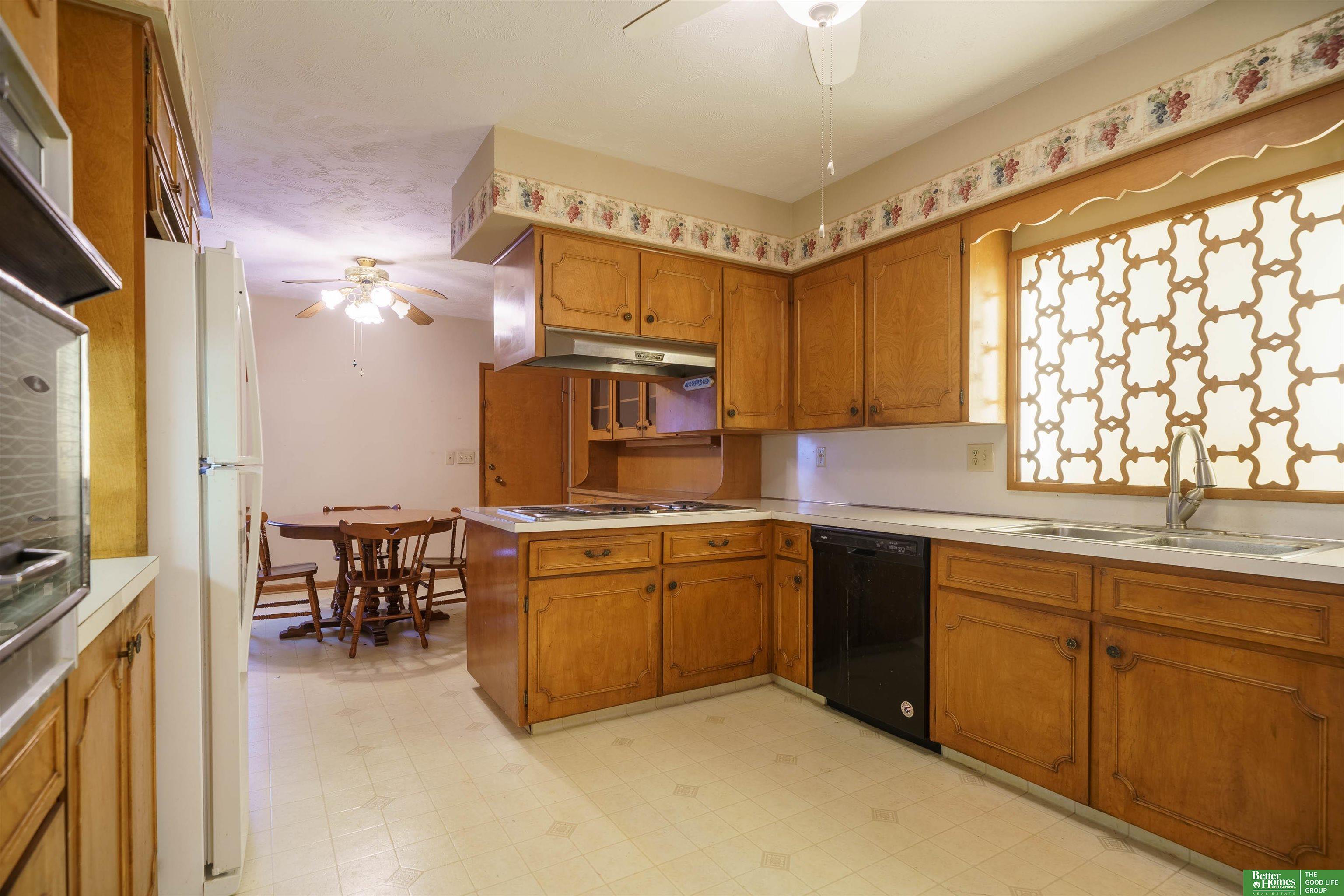 7624 N 58th Street