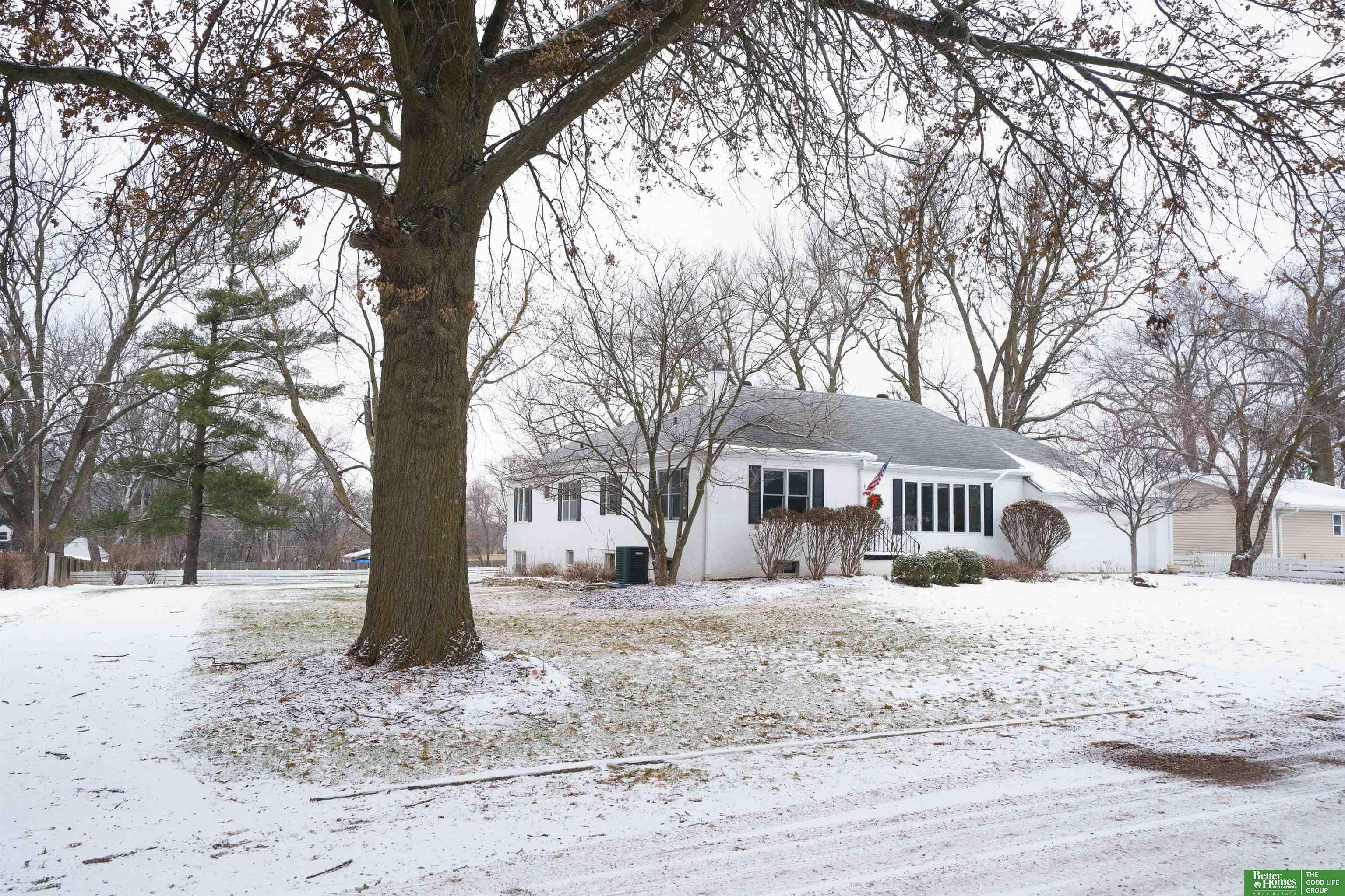 7624 N 58th Street