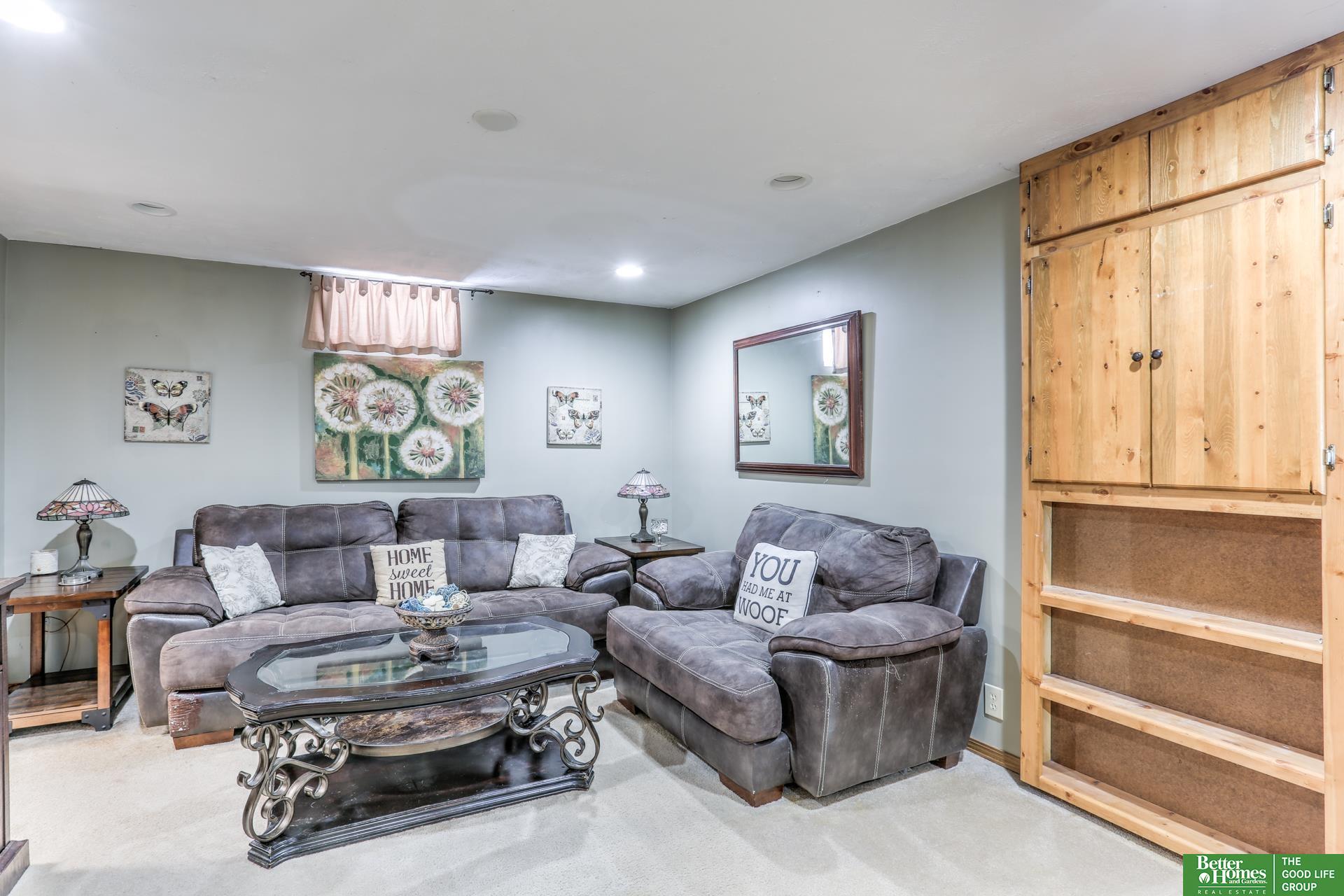 5035 S 164th Street