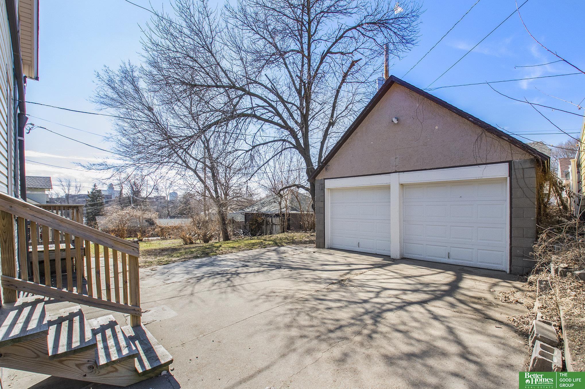 1112 N 31st Avenue