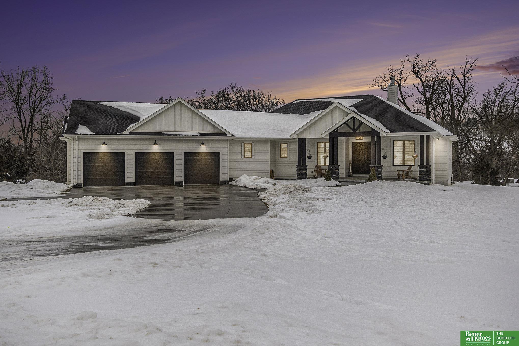 6372 Majestic Oaks Road