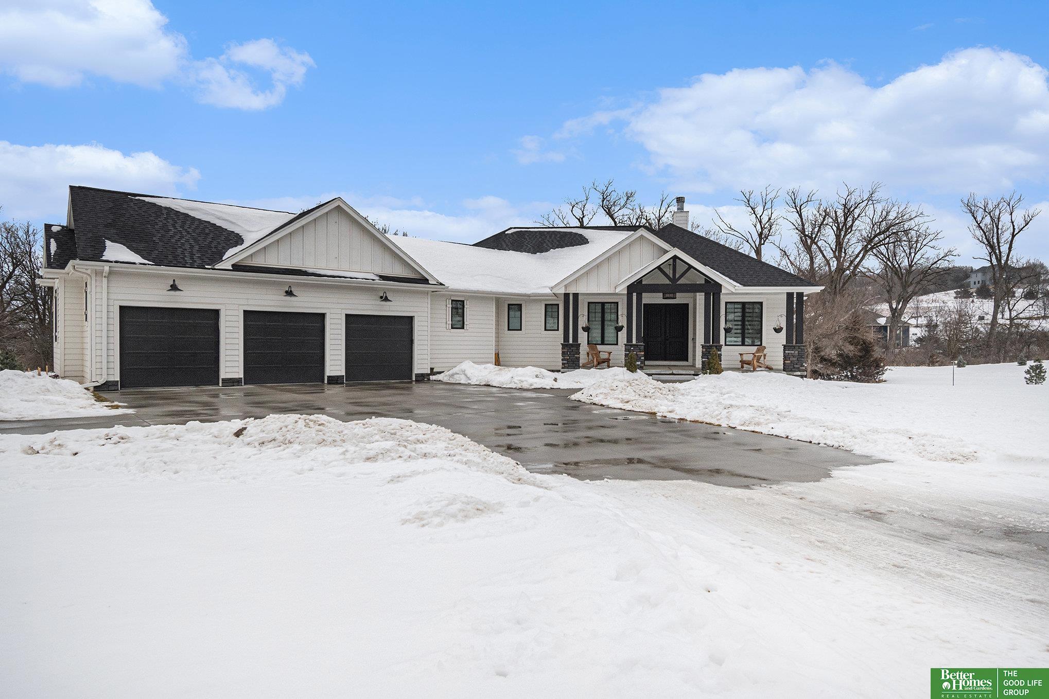 6372 Majestic Oaks Road