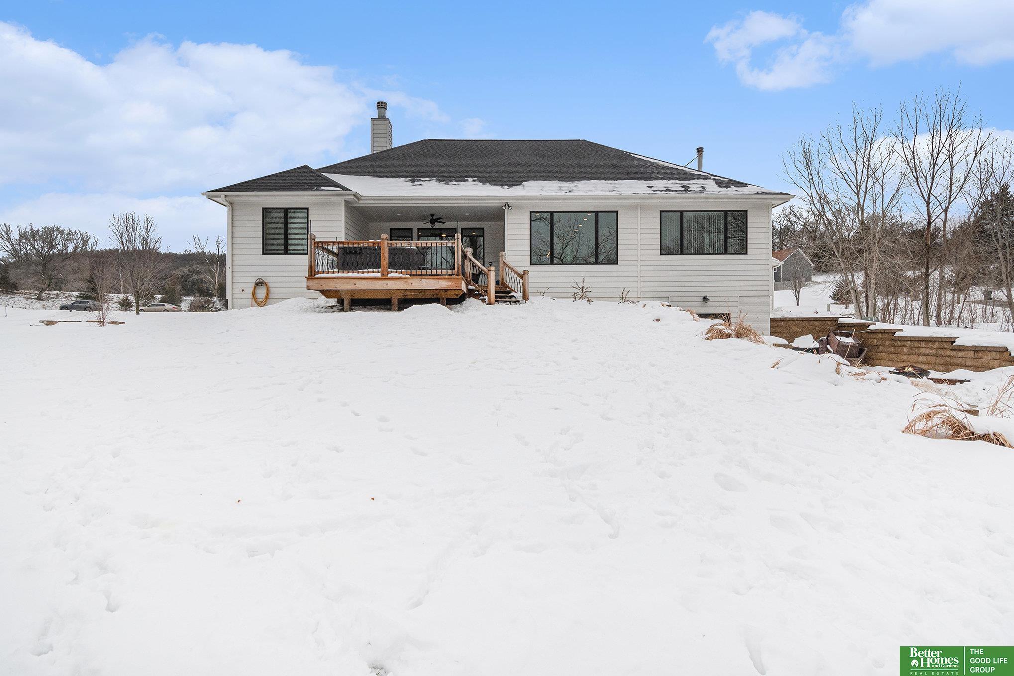 6372 Majestic Oaks Road