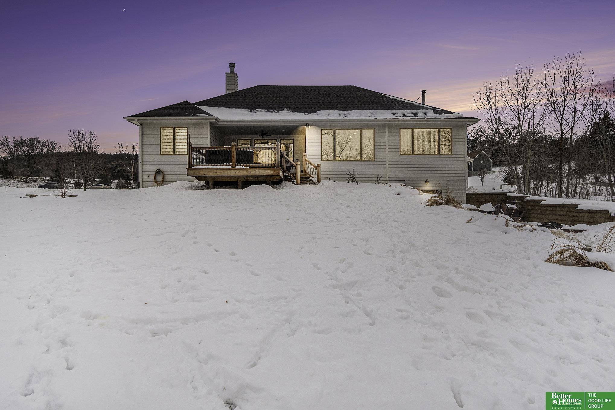 6372 Majestic Oaks Road