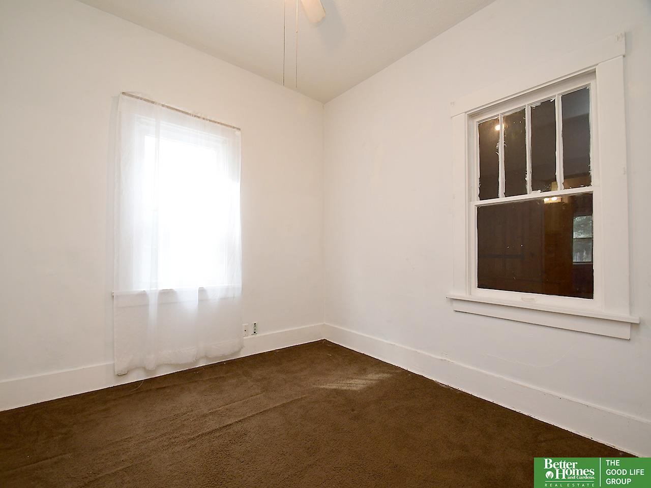 1014 S 25 Avenue