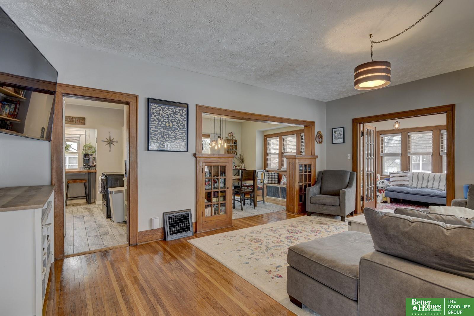 2415 Hanscom Boulevard