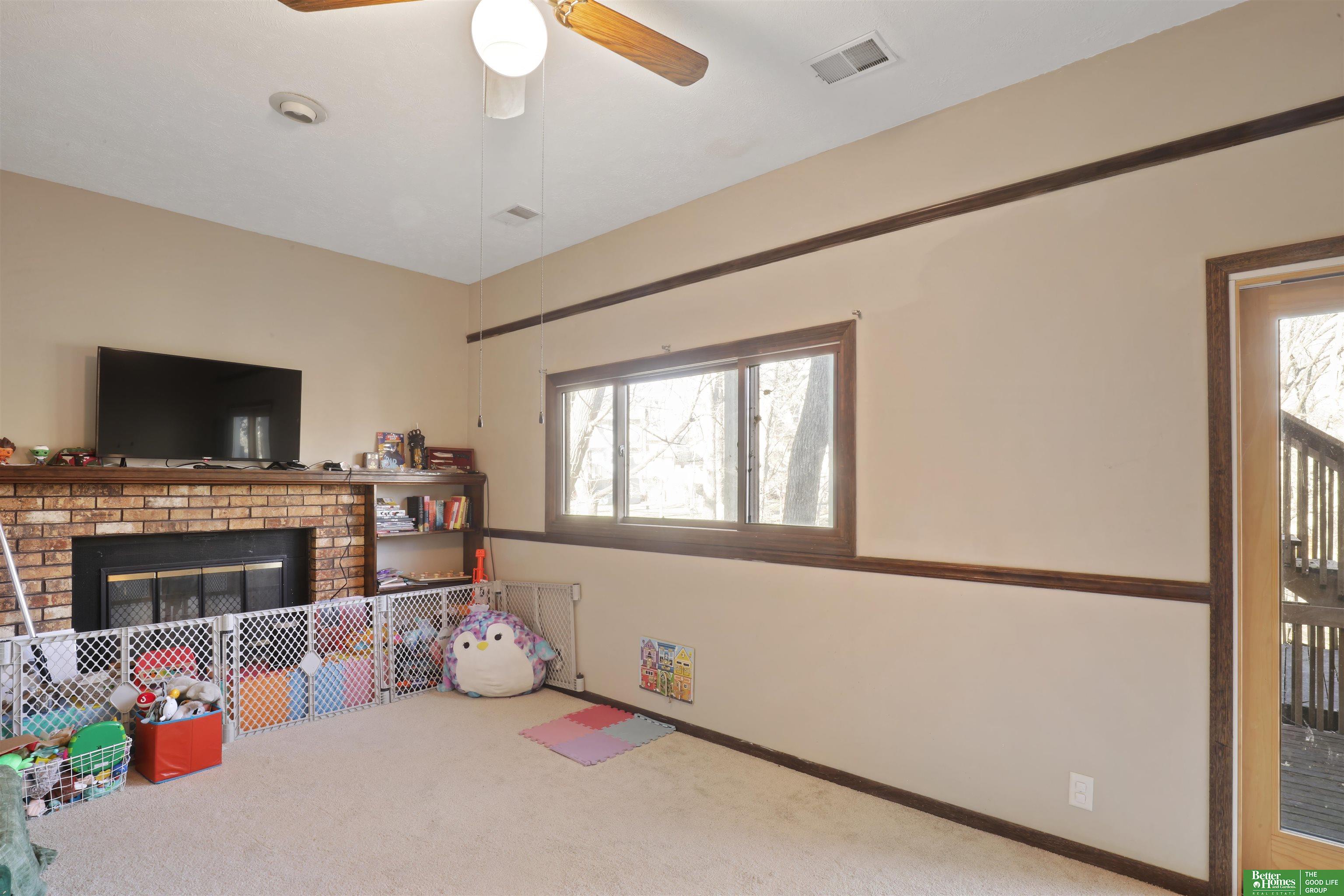 13002 Woodridge Circle