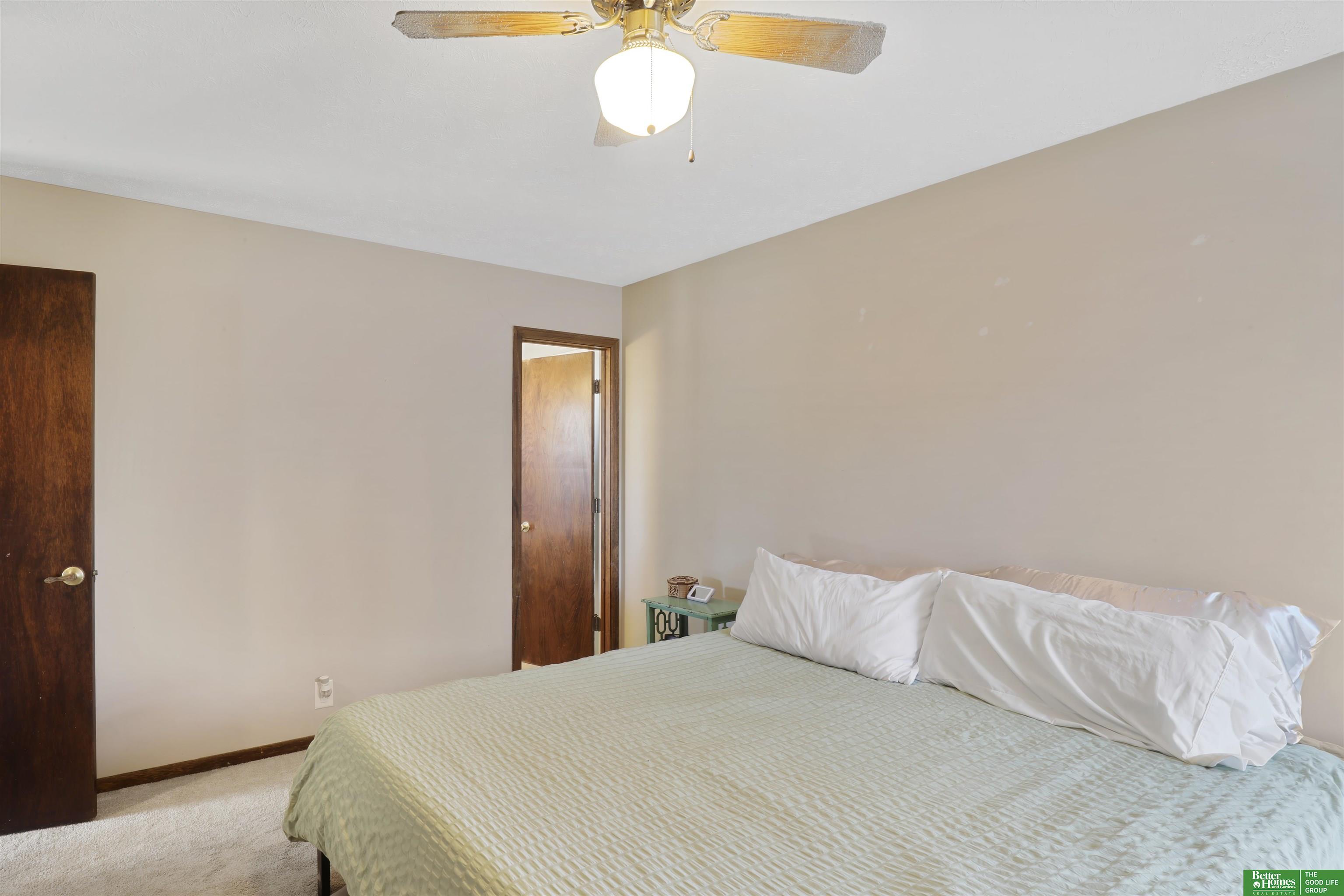 13002 Woodridge Circle