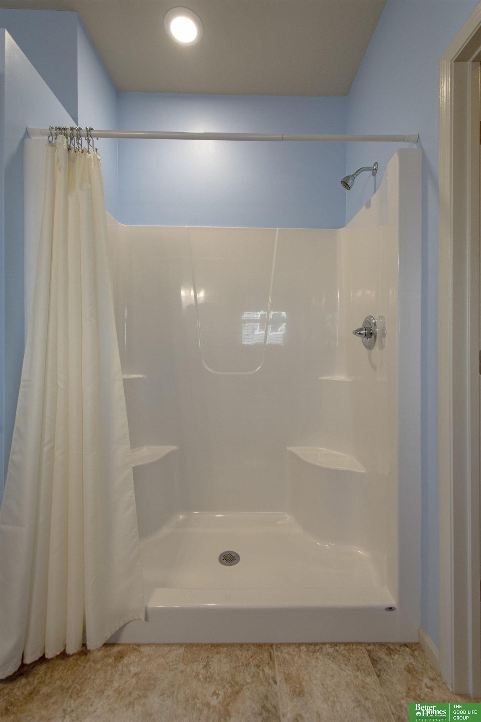 6622 Michael Circle