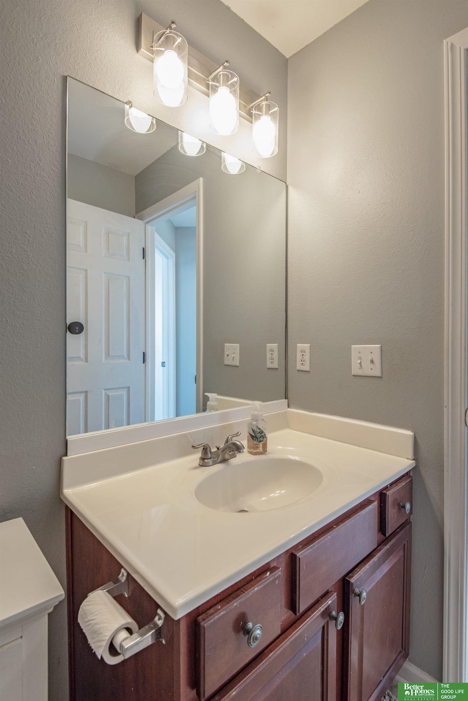 1122 Port Royal Drive