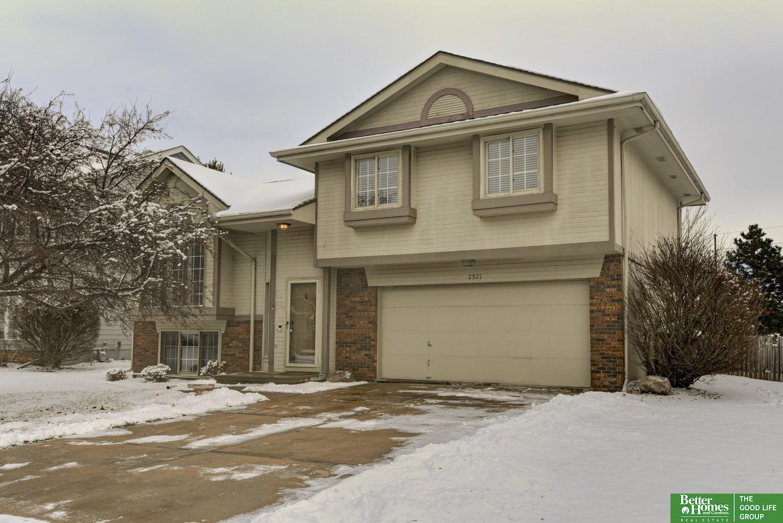 2921 N 120th Avenue Circle
