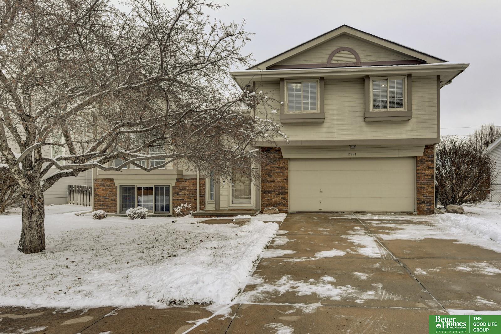2921 N 120th Avenue Circle