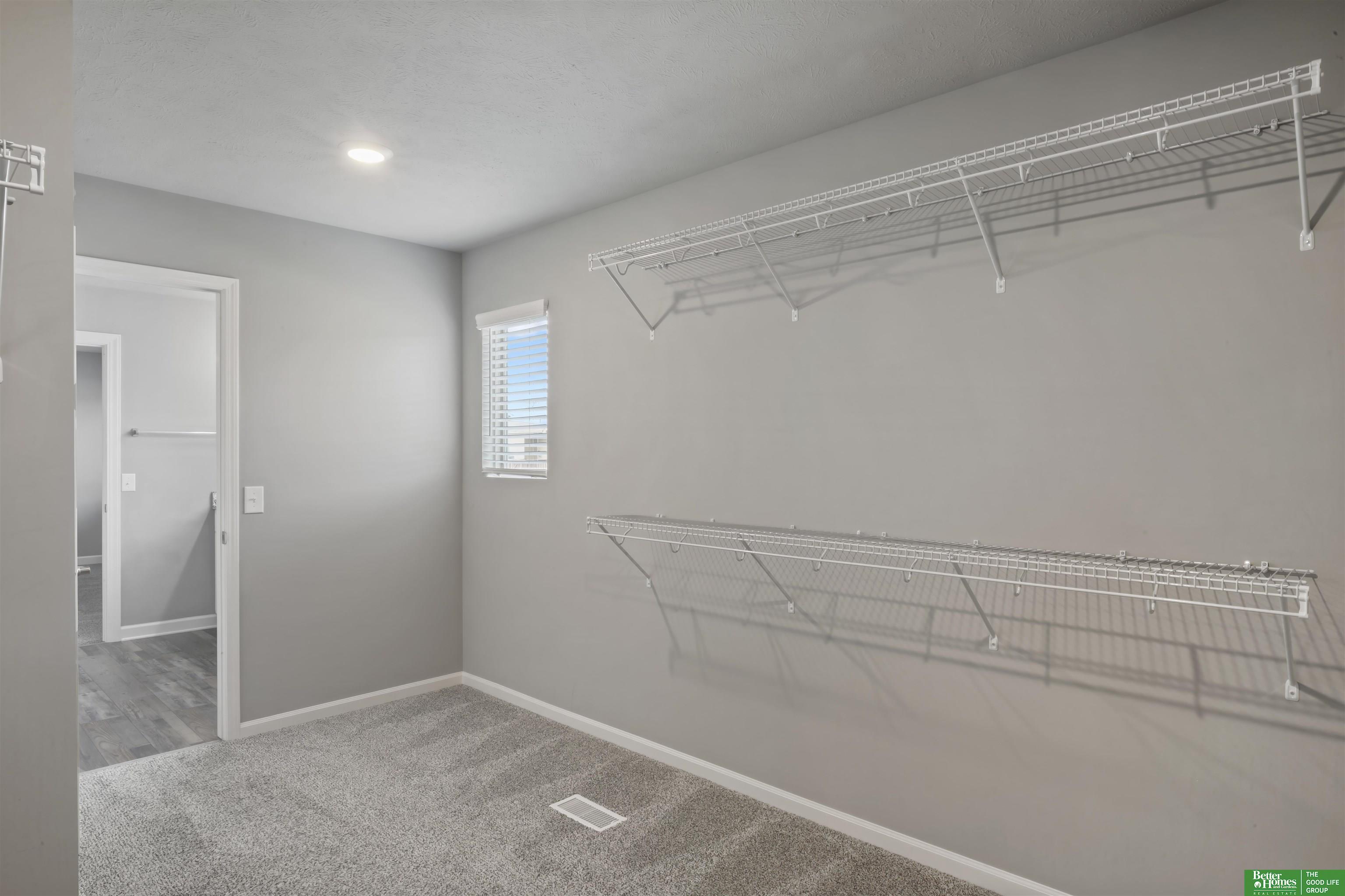 2108 Hummingbird Drive