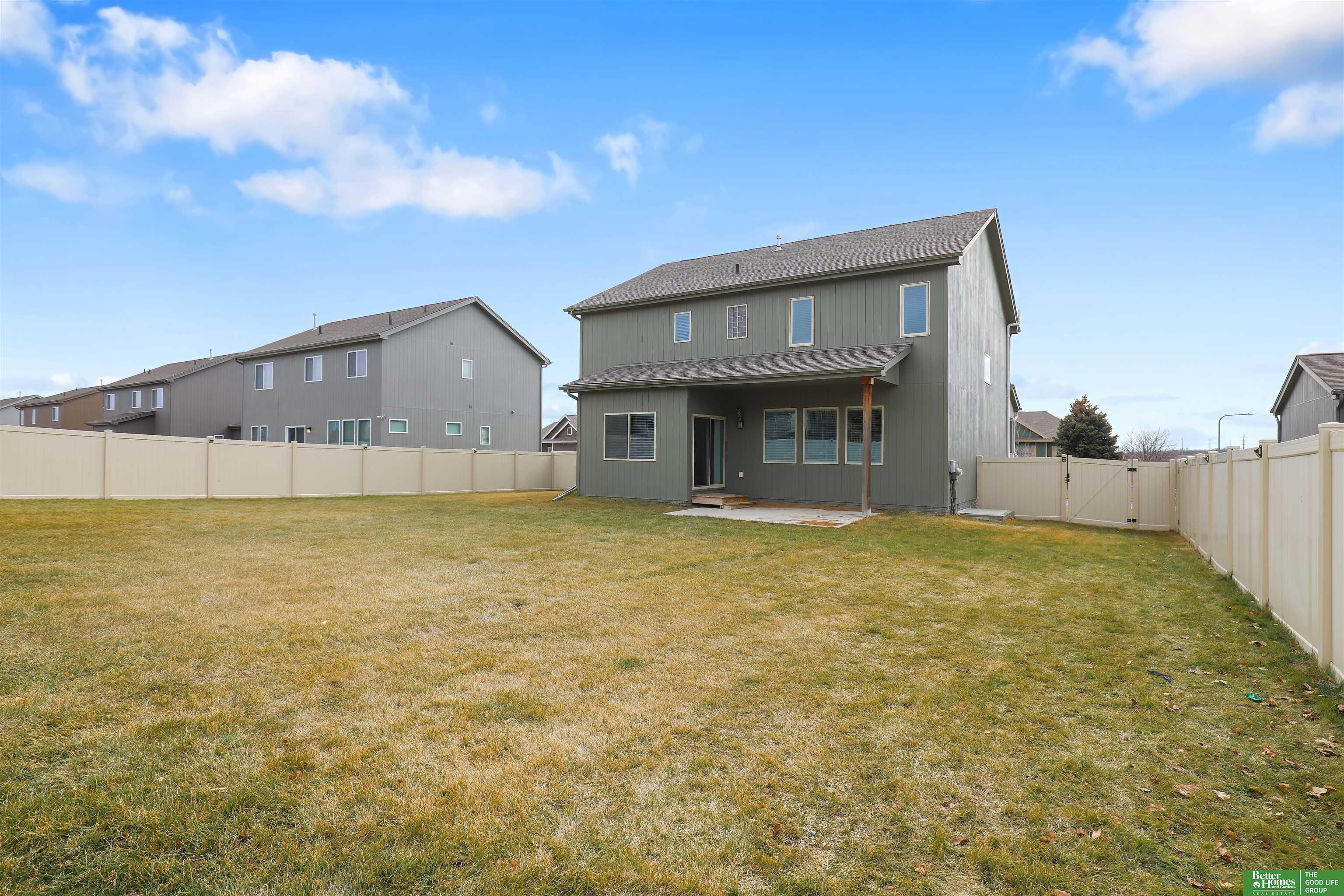 2108 Hummingbird Drive