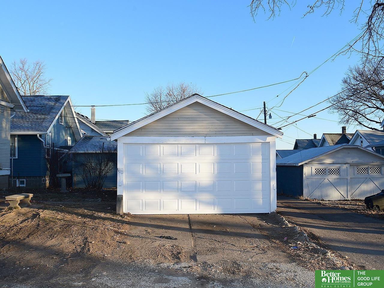 5061 S 37 Street