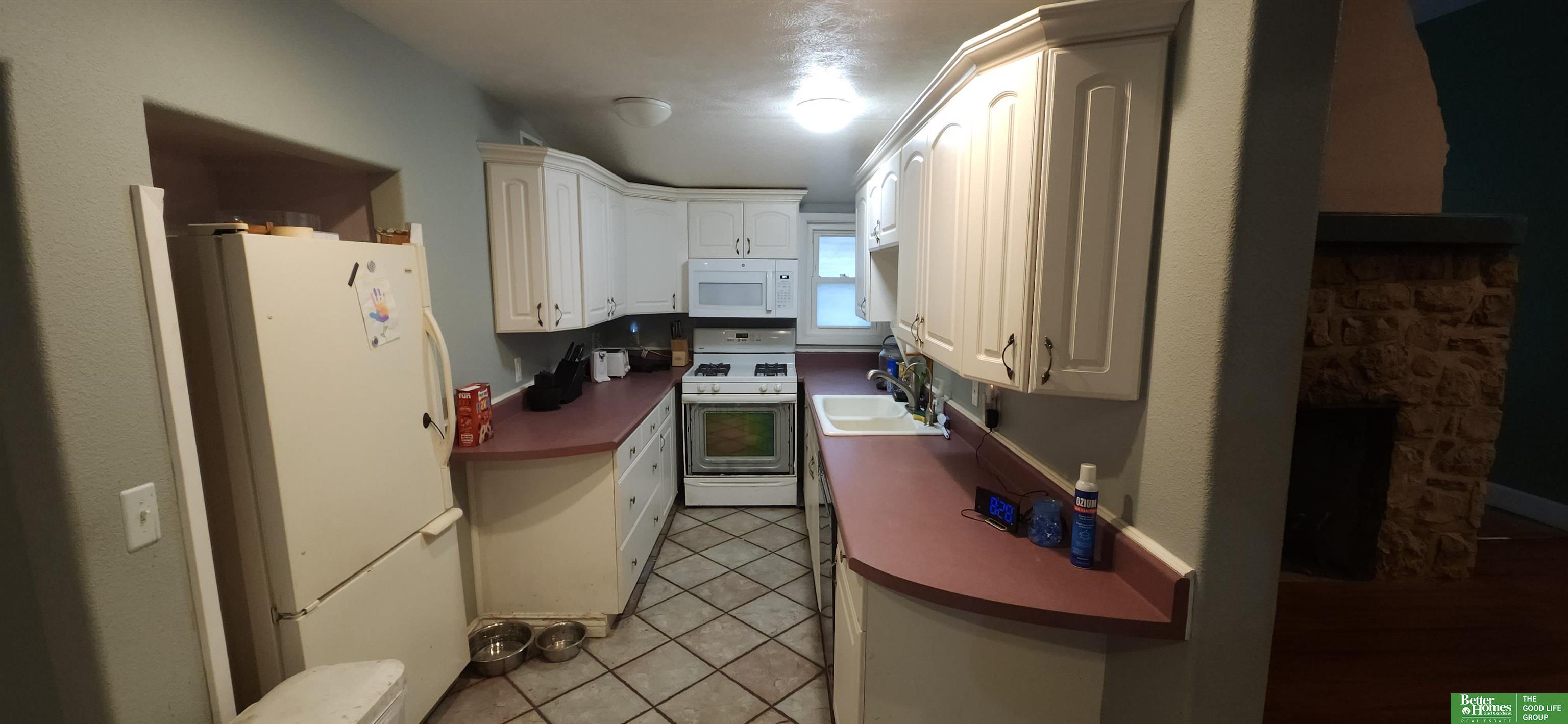 9902 N 31st Street