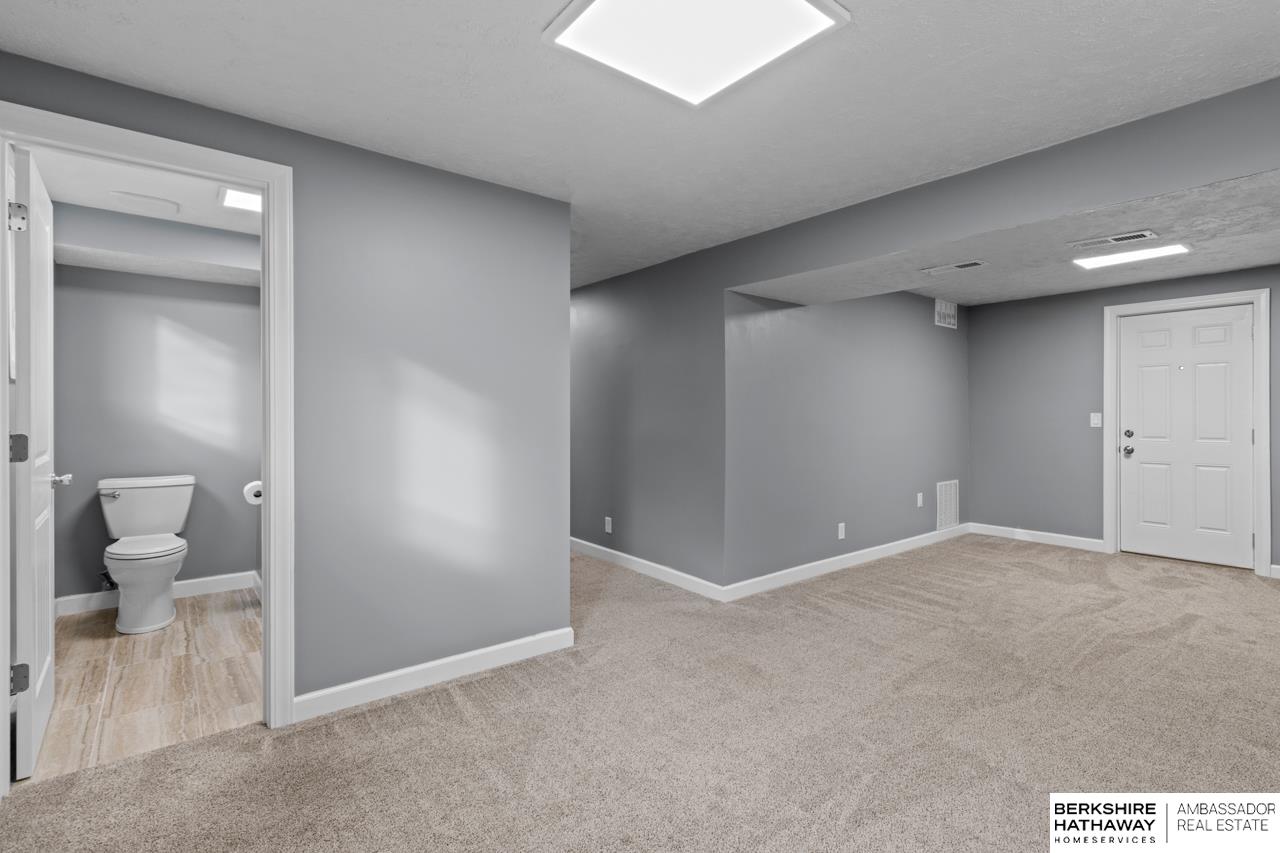 14206 N Street