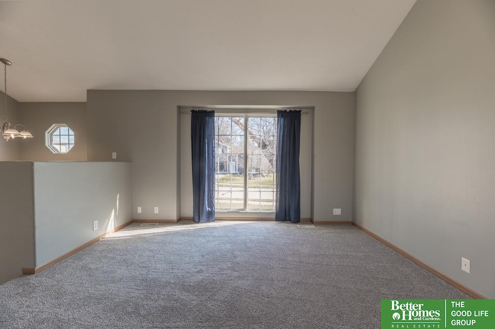 1112 Conestoga Road