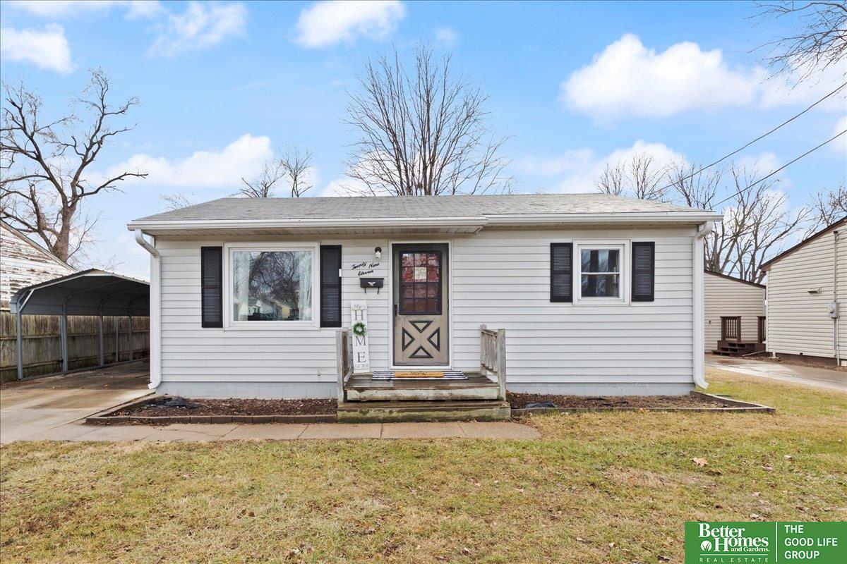 2911 Poplar Drive