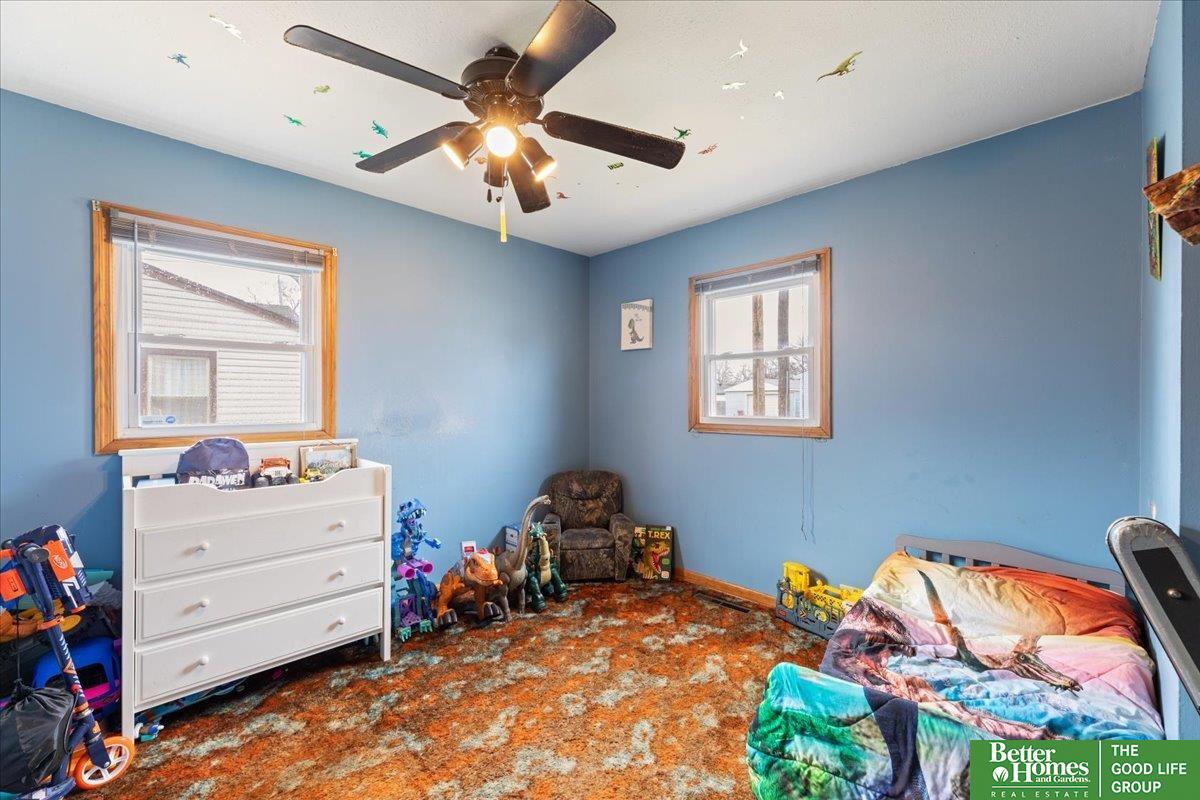 2911 Poplar Drive