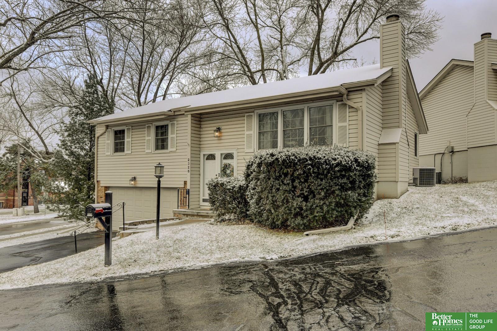 2326 S 118 Court