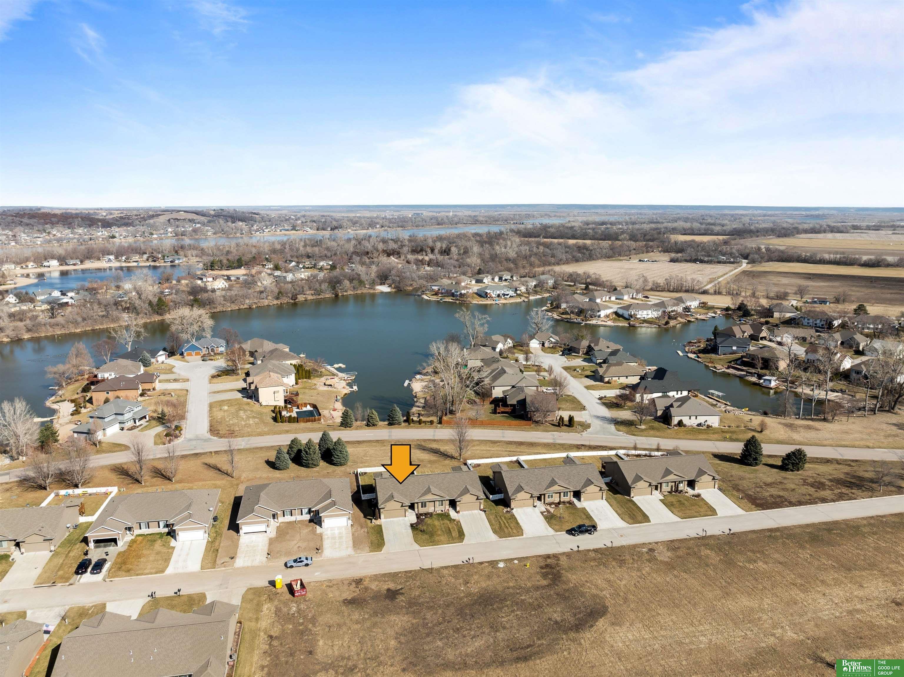 2914 Lakeside Drive