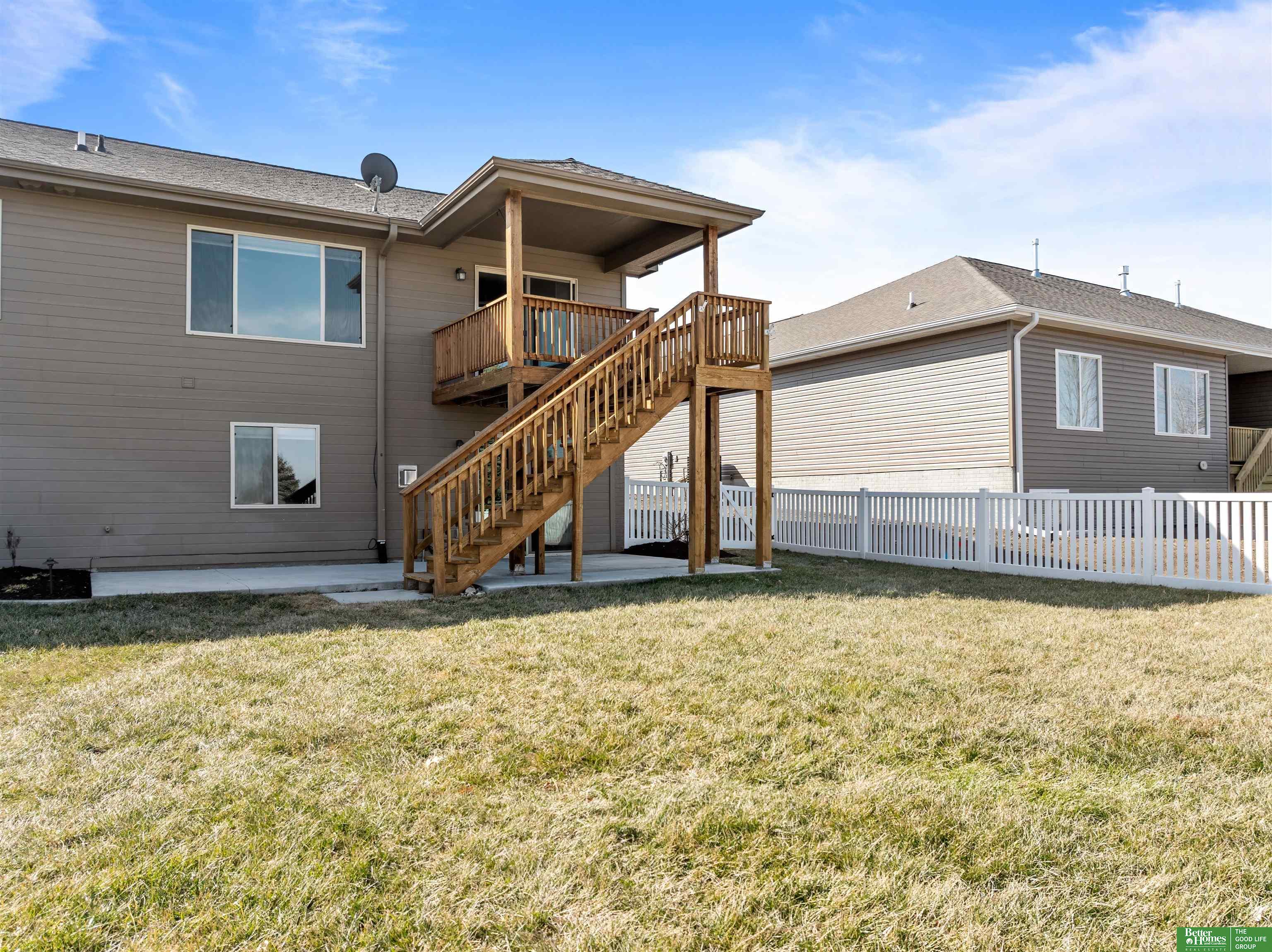 2914 Lakeside Drive