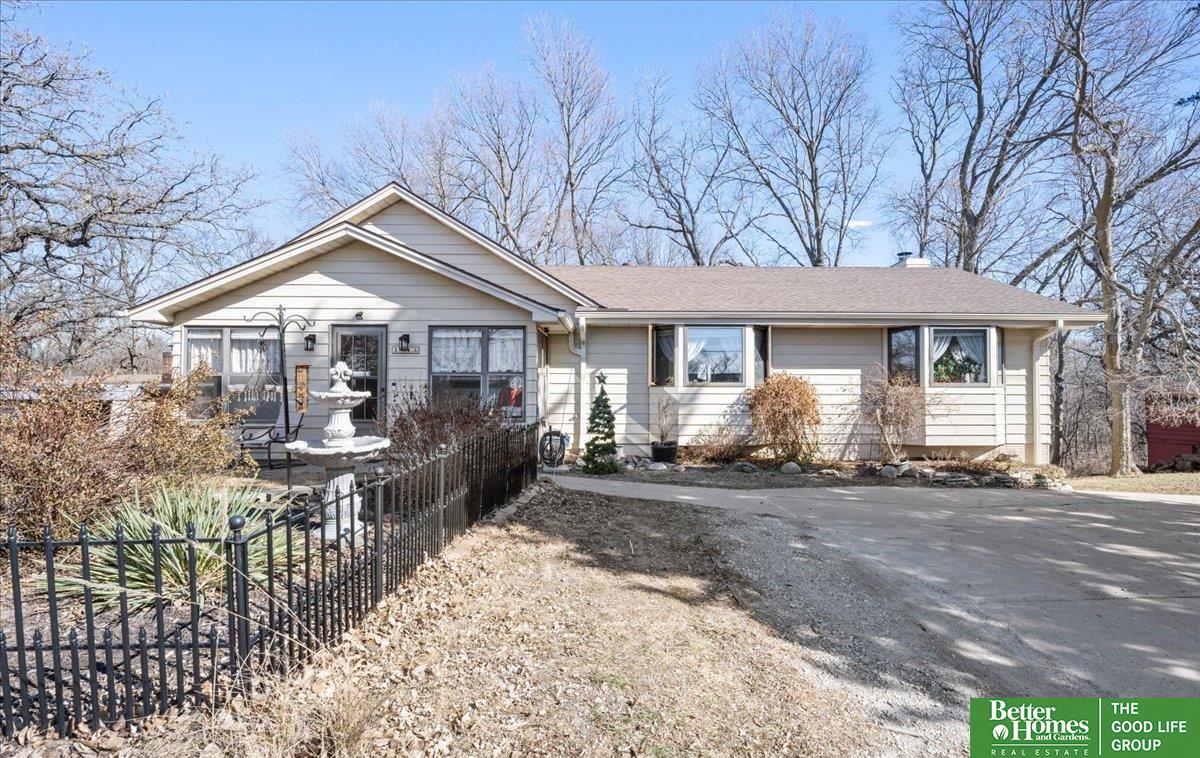 1015 Bellevue Boulevard S