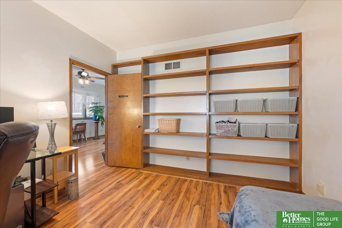 1015 Bellevue Boulevard S
