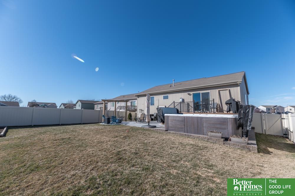 13811 S 44 Street