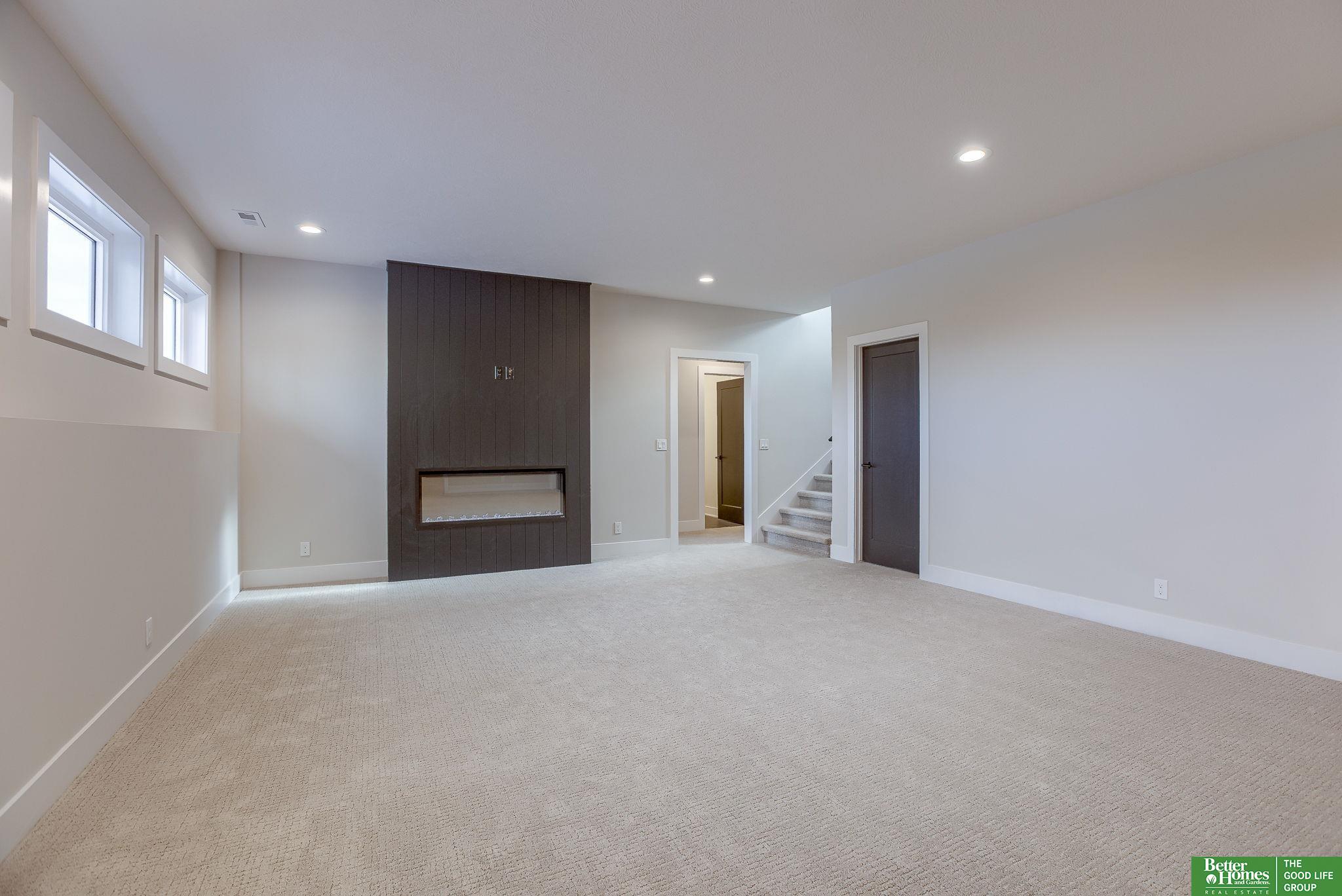 18504 Wirt Circle