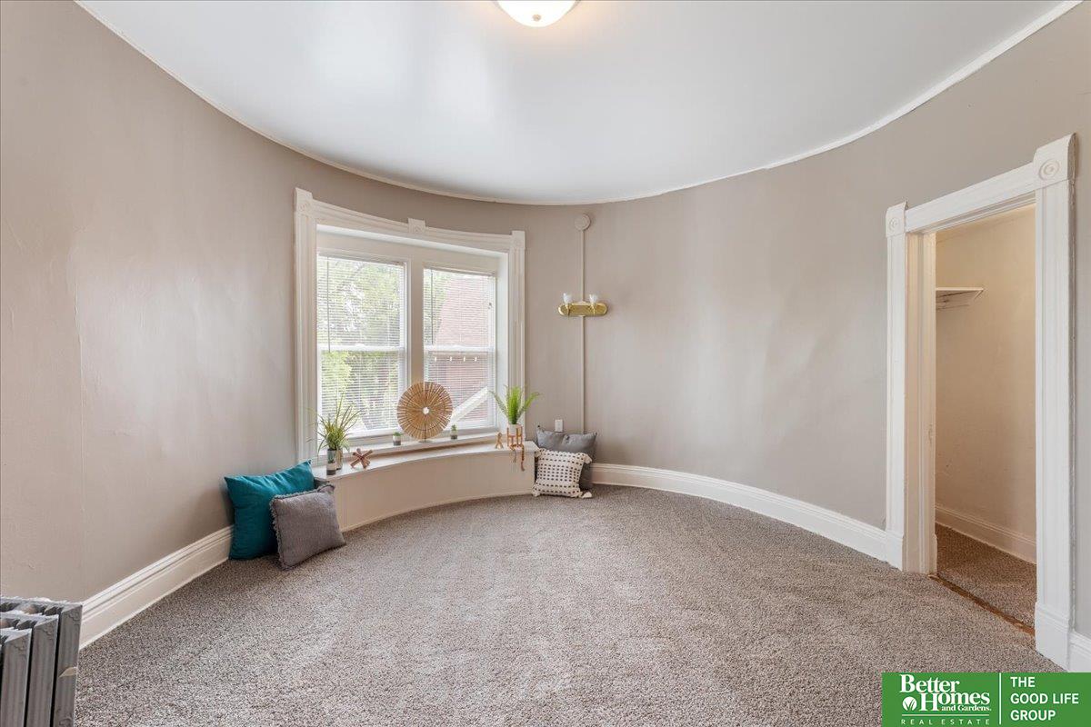 138 N 38th Avenue