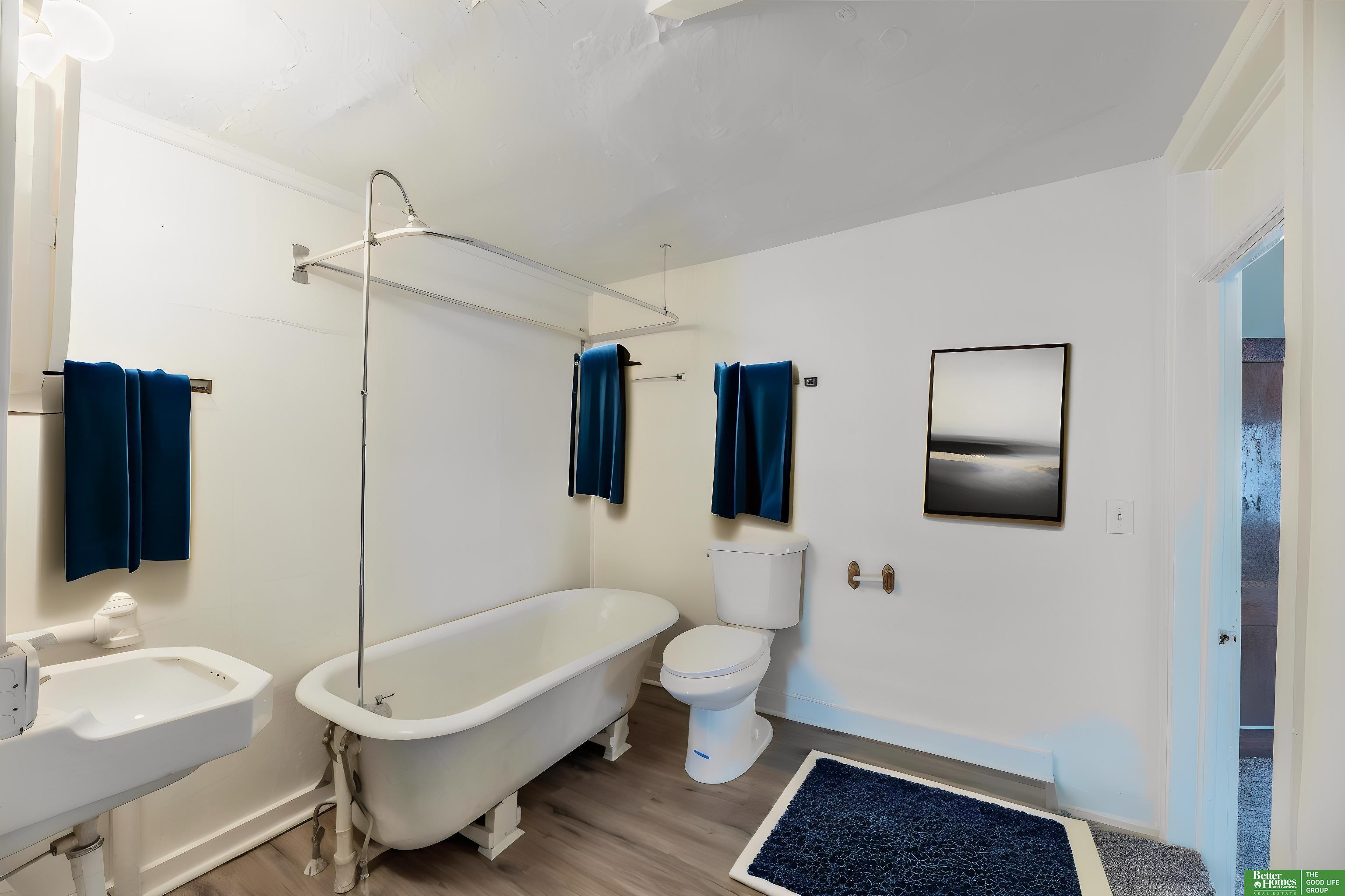 138 N 38th Avenue