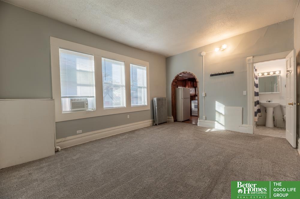 138 N 38th Avenue