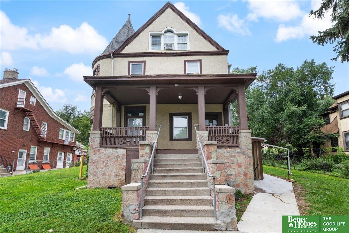 138 N 38th Avenue