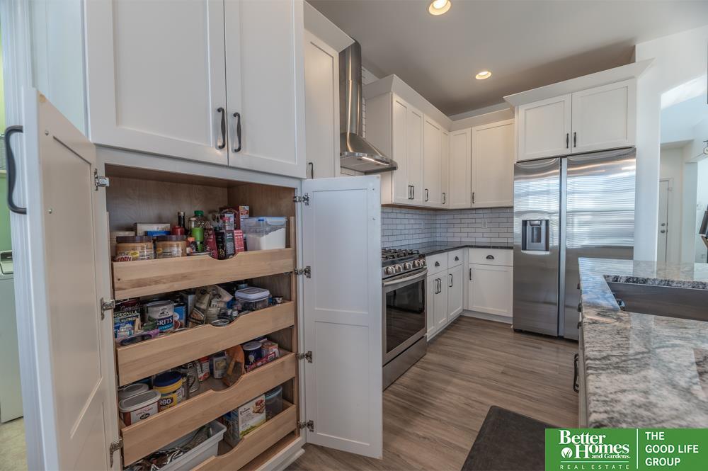 2702 Morrie Drive